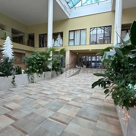 Cherry Apartment-2